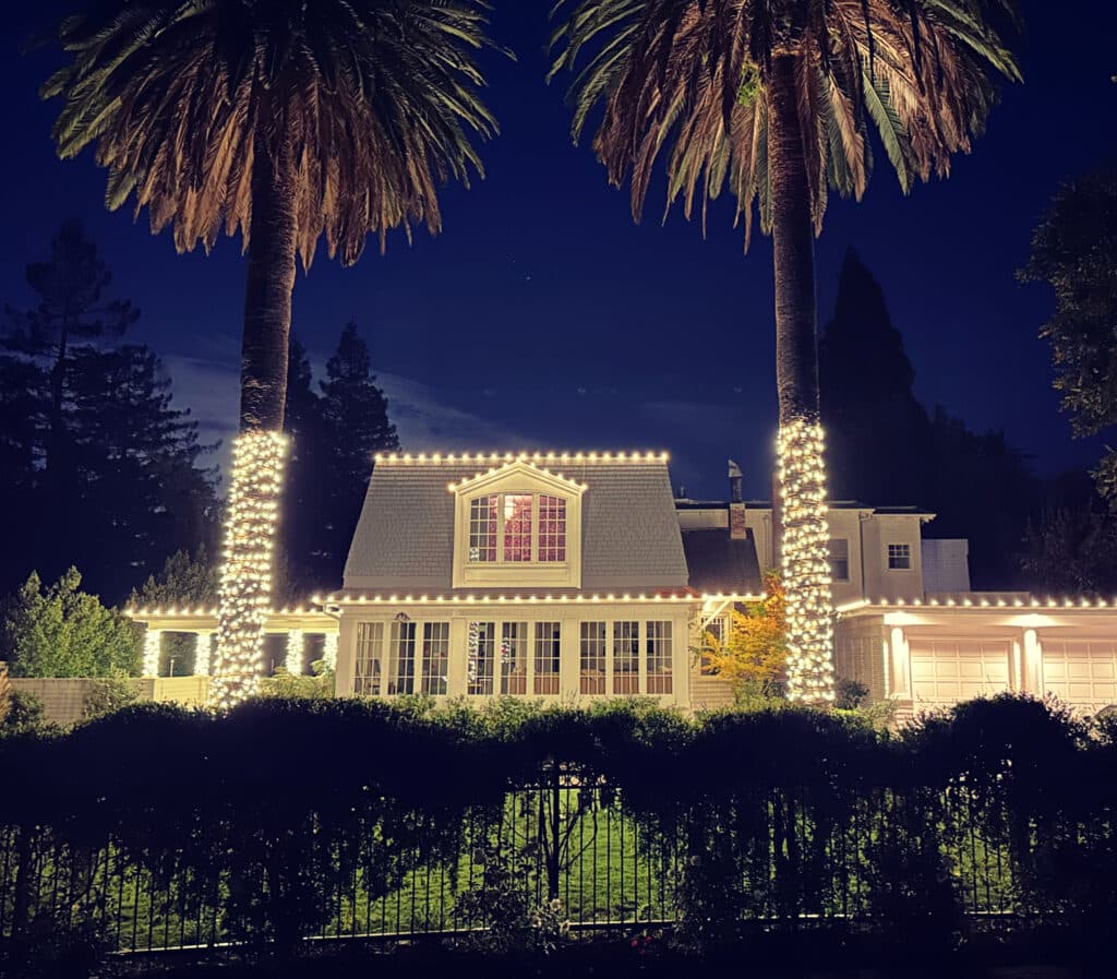 Best Christmas Light Installation Hillsborough CA